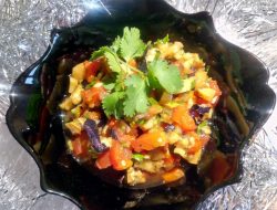 Салат из запеченных овощей в духовке рецепт