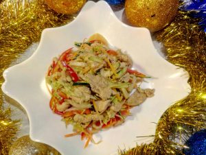 Овощной салат с куриной грудкой рецепт с фото