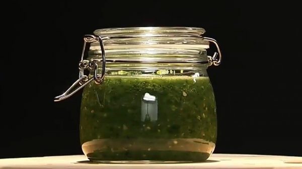 Зелёная аджика из зелёных помидор рецепт с фото