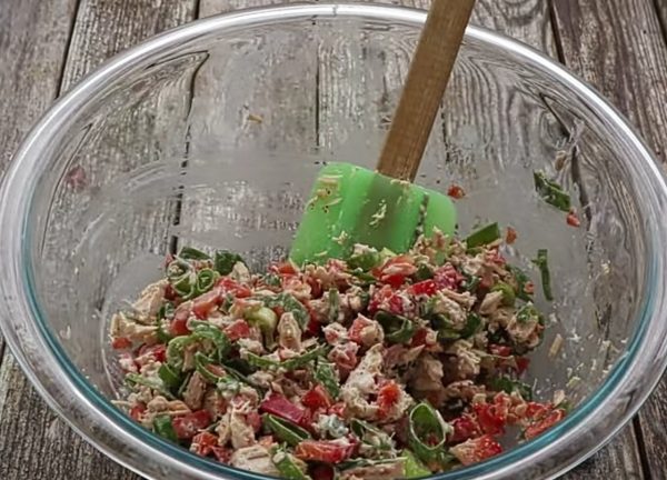 салат из тунца с авокадо рецепт с фото