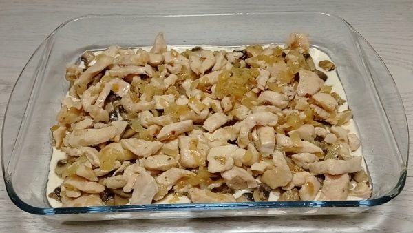Заливной пирог с курицей и грибами рецепт