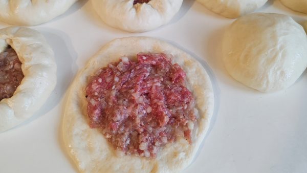 Беляши с мясом на сковороде - пошаговый рецепт с фото